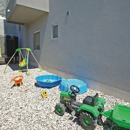 Em Apartmán *