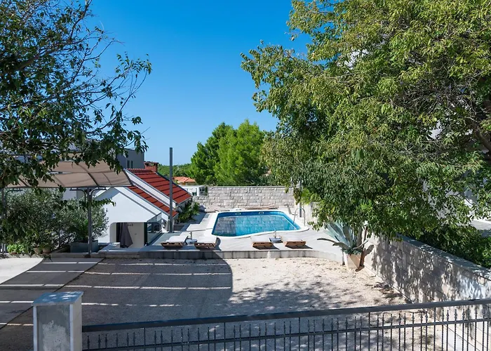 Em Apartament Makarska