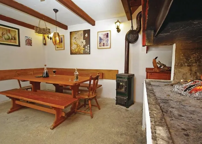 Em Apartman Makarska