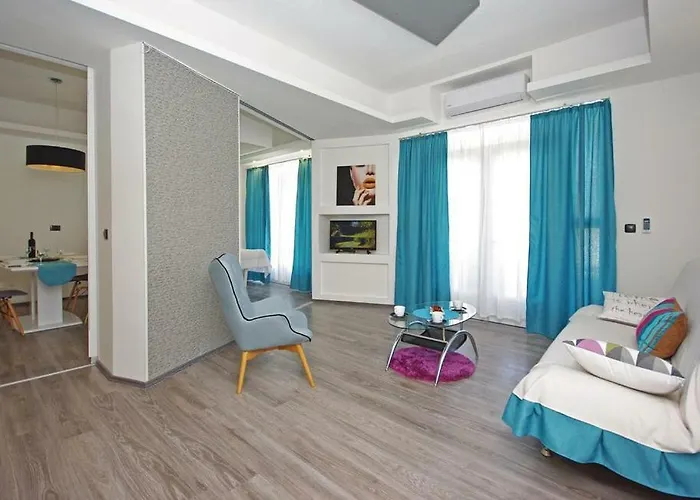 Em Apartman Makarska