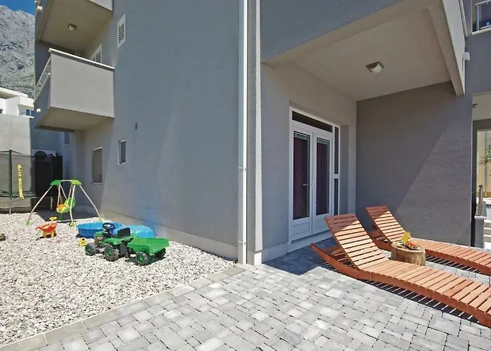 Em Apartament Makarska